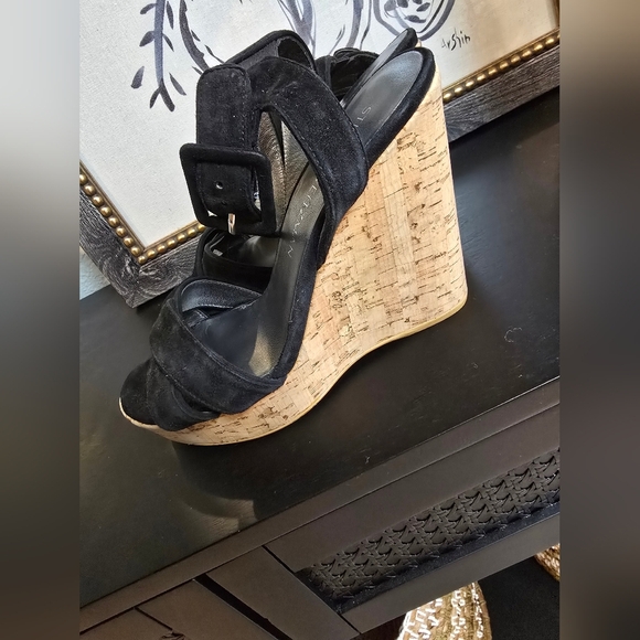 Stuart Weitzman Black Suede Platform Cork Wedge Sandals Size 6 - Picture 11 of 11